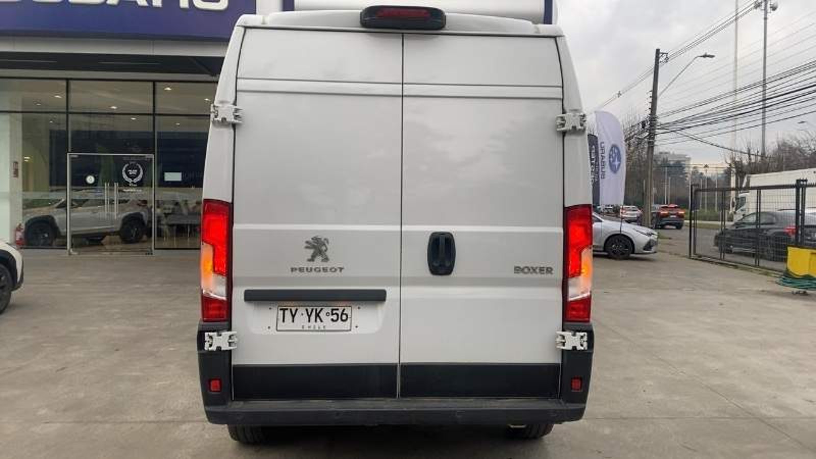 Peugeot Boxer 2.2 Hdi 165hp L2h2 Diesel 4x2 Mt 4p 2025 - Imagen 4 de 4