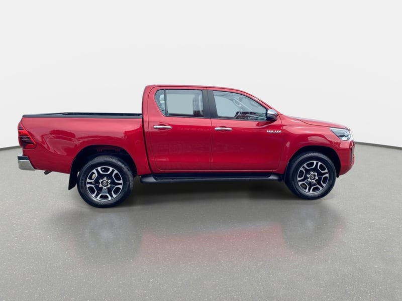 Toyota Hilux 2.8 Srv Diesel 4x4 Dob. Cab. At 4p 2024 - Imagen 8 de 8