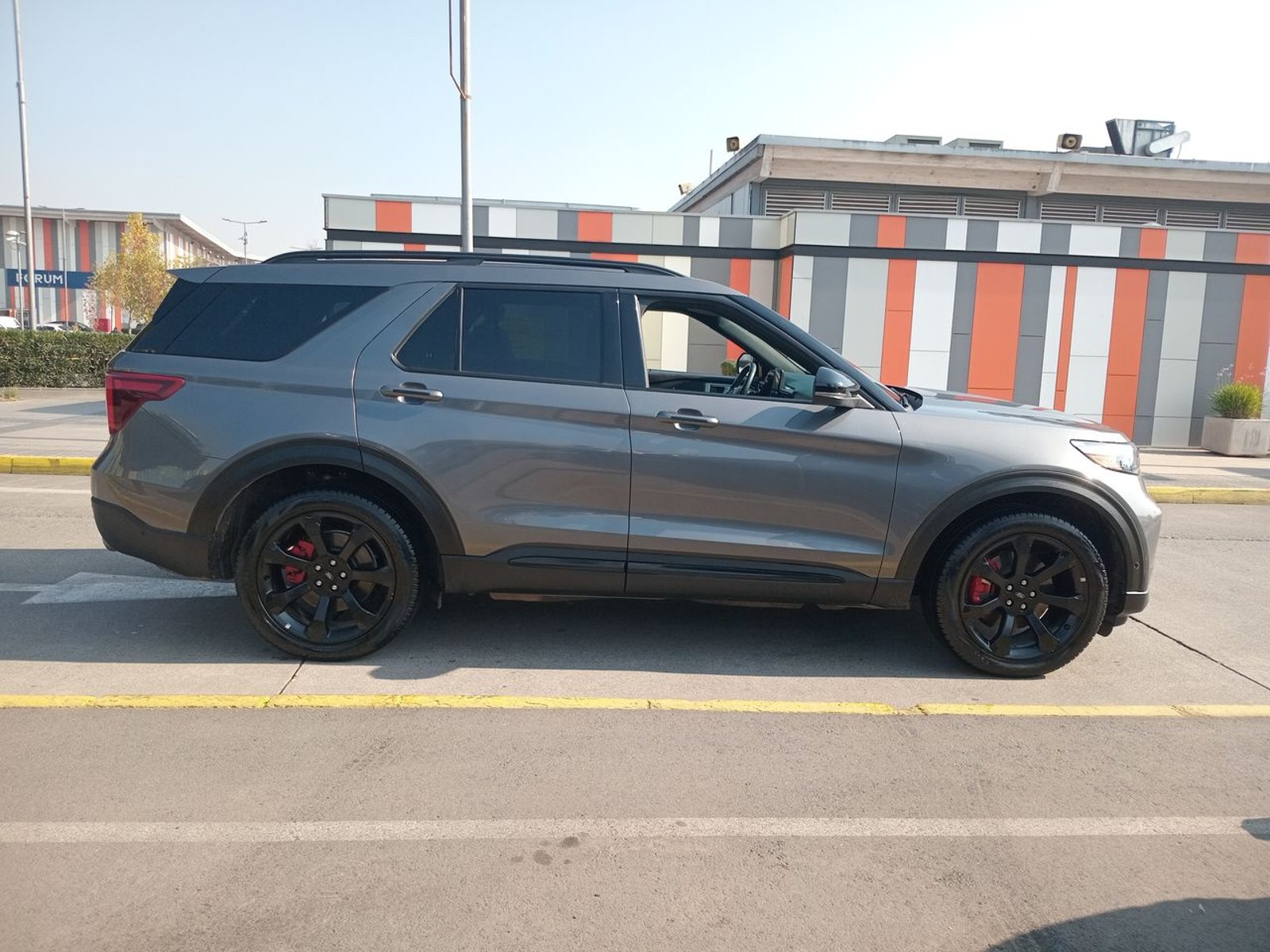 Ford Explorer 3.0 Ecoboost St 4x4 At 5p 2024 - Imagen 8 de 8