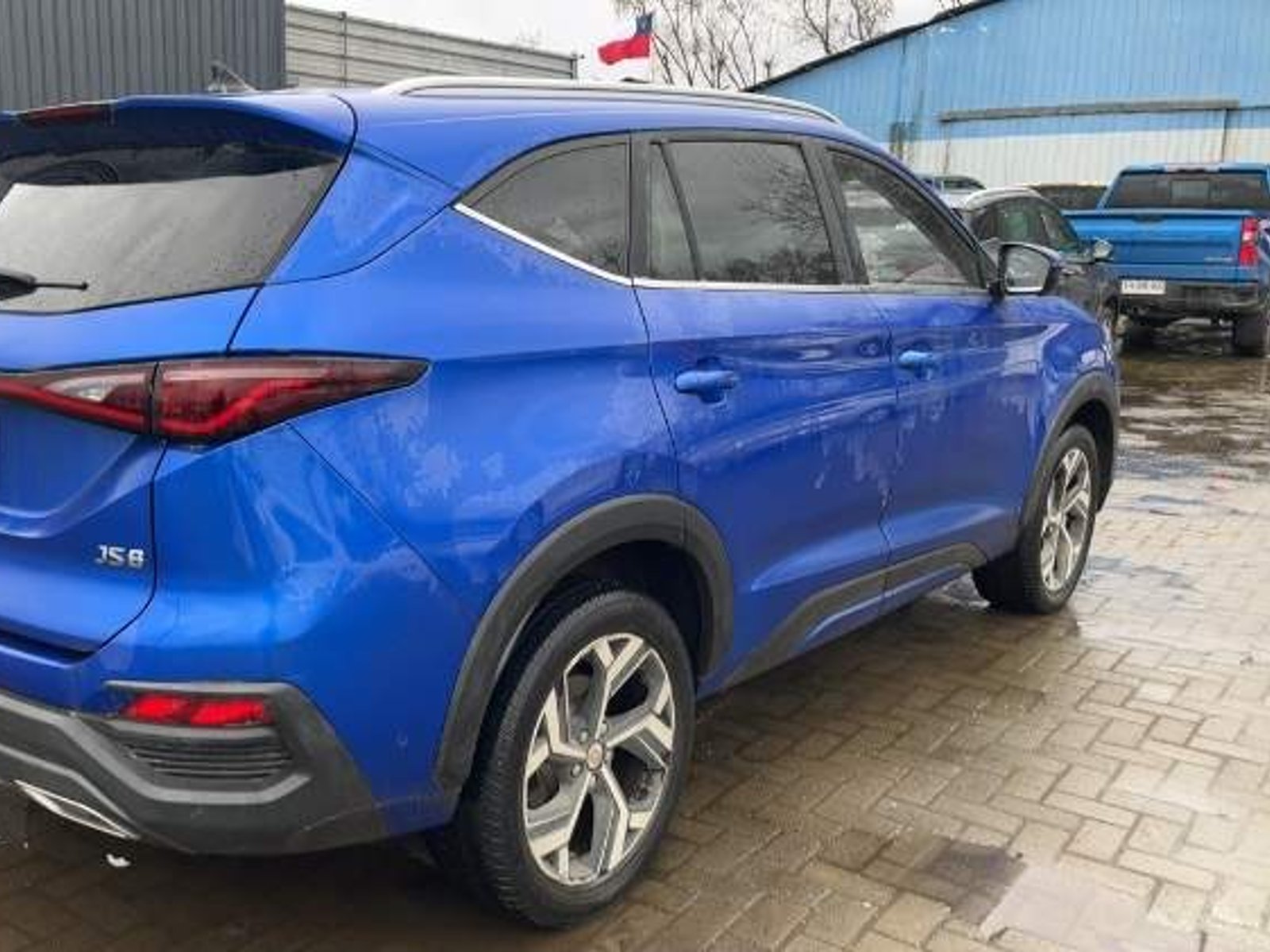 JAC Js8 1.5 Advance Xe 4x2 Dct At 5p 2023 - Foto 4 de 5