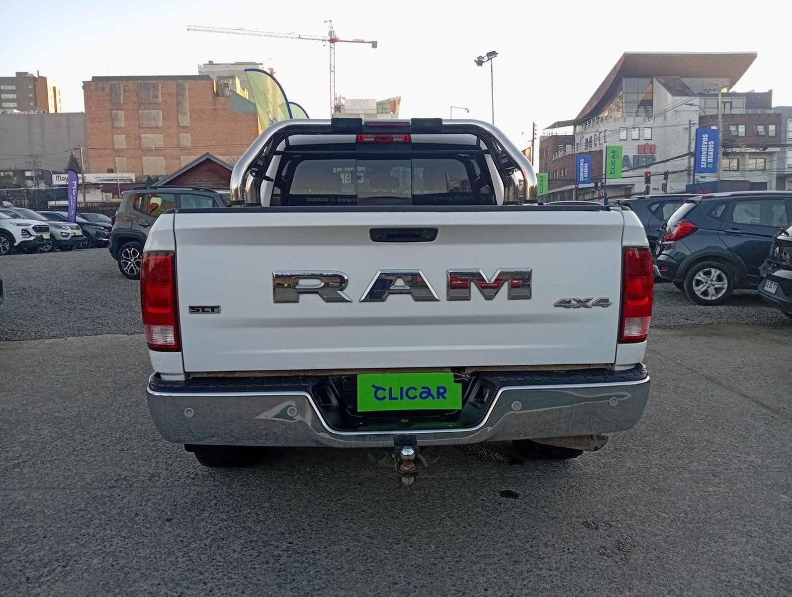 RAM 1500 3.6 Slt 4x4 Quad Cab Dob. Cab. At 4p 2019 - Imagen 6 de 8