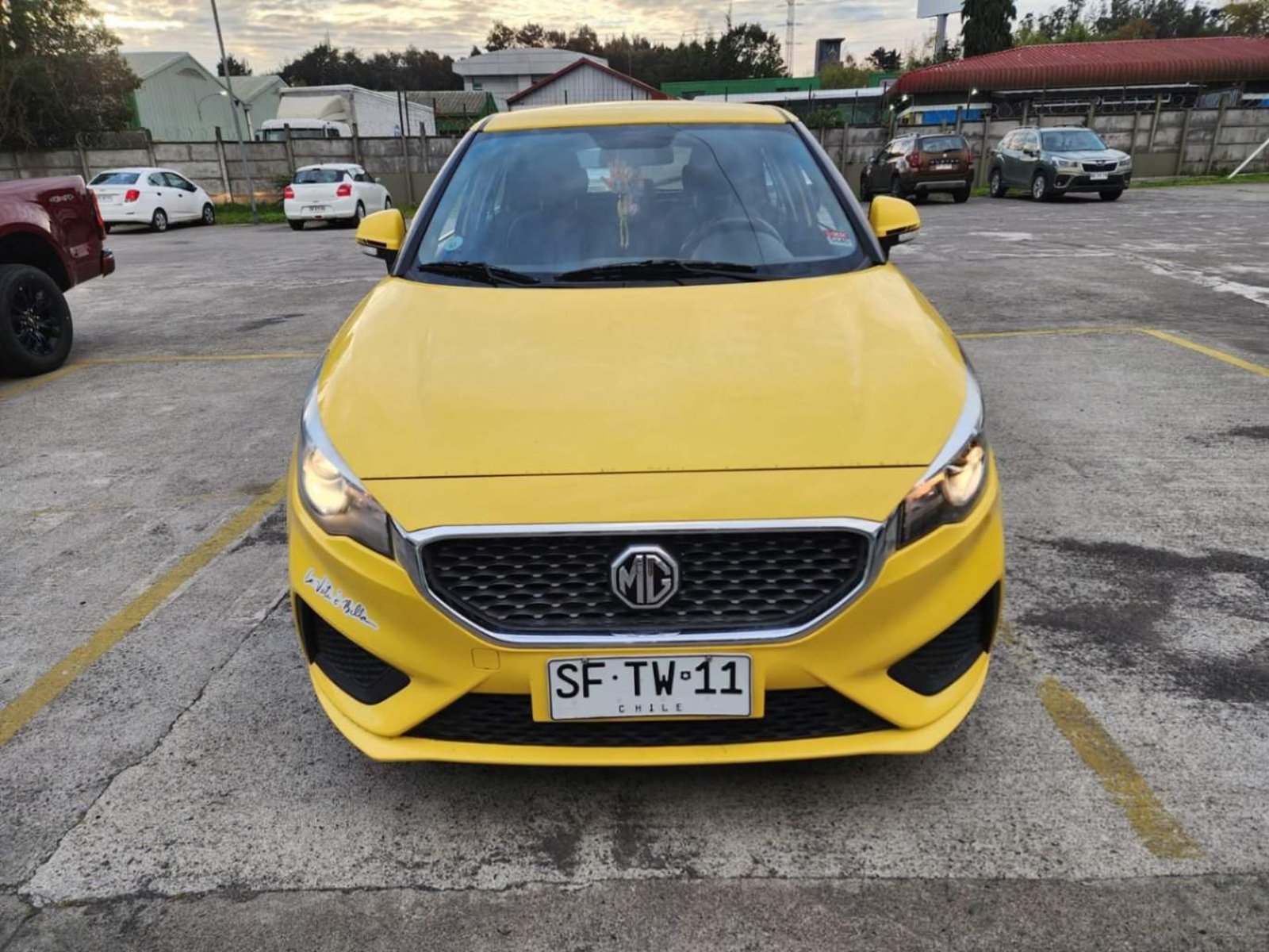 MG Mg 3 1.5 Std 4x2 Hb Mt 5p 2023 - Foto 2 de 5