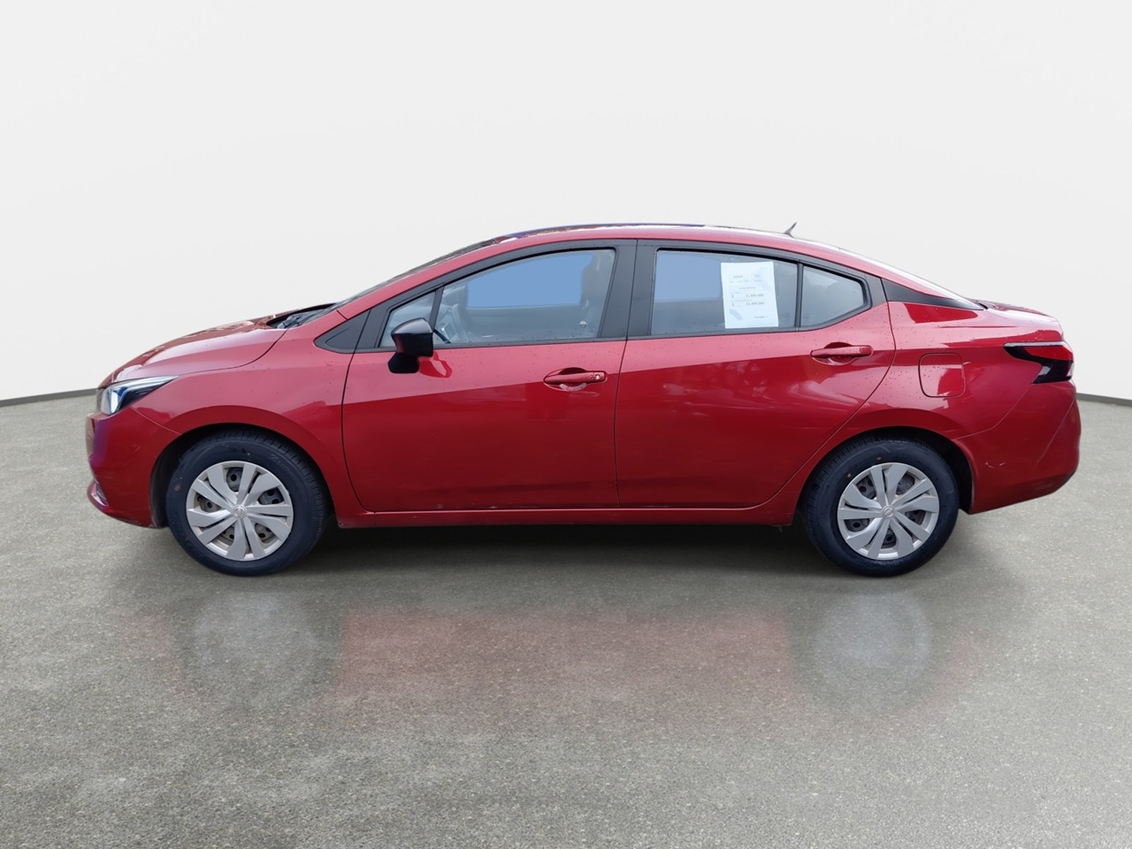Nissan Versa 1.6 Sense 4x2 Mt 4p 2023 - Foto 4 de 8