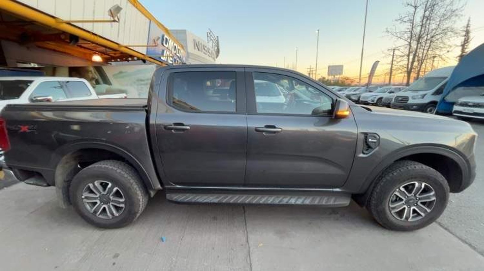 Ford Ranger 2.0 Xlt Diesel 4x4 Dob. Cab. At 4p 2026 - Foto 3 de 8