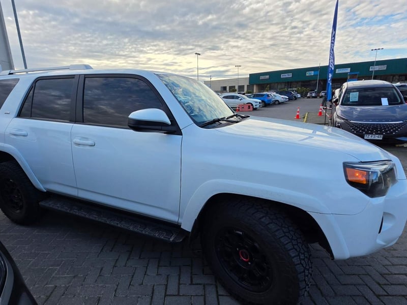 Toyota 4runner 4.0 Sr5 4x2 Control Volante Euro V At 5p 2022 - Imagen 3 de 5