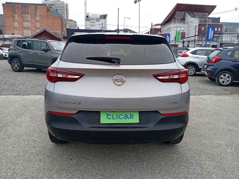 Opel Grandland 1.2t Edition 4x2 Mt6 5p 2021 - Imagen 6 de 8
