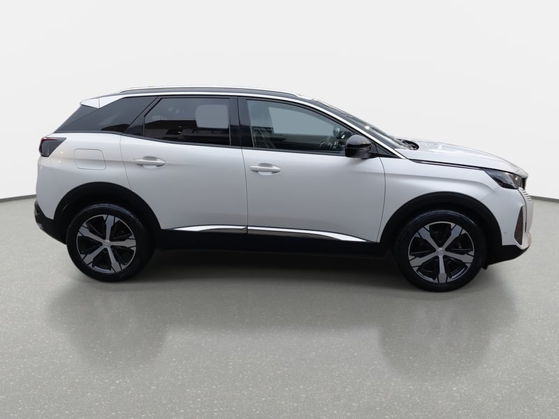 Peugeot 3008 1.5 Allure Pack Bluehdi 130 4x2 Eat8 5p 2024 - Imagen 8 de 8