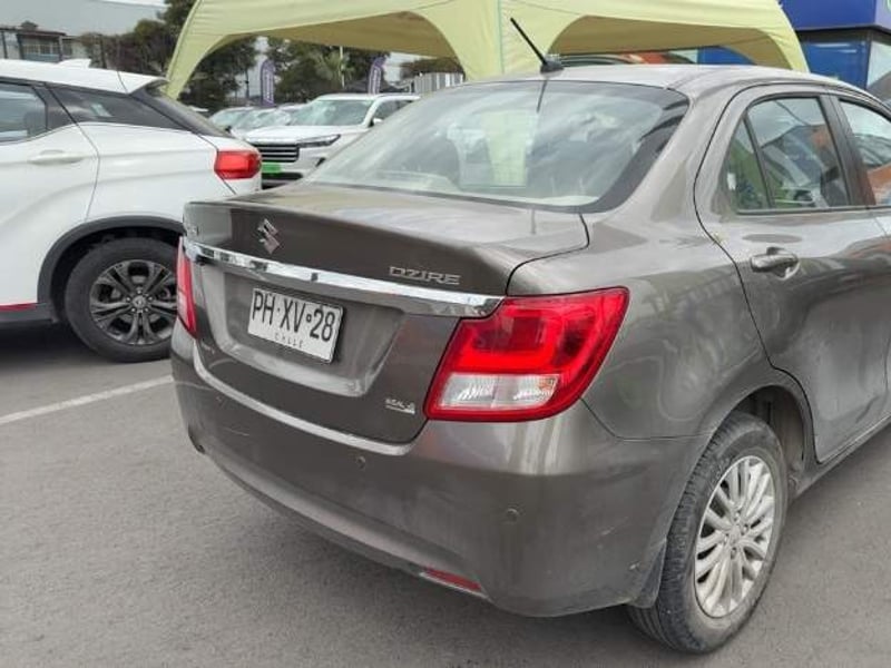 Suzuki Dzire 1.2 Gl Sport 4x2 Mt 4p 2021 - Imagen 4 de 5