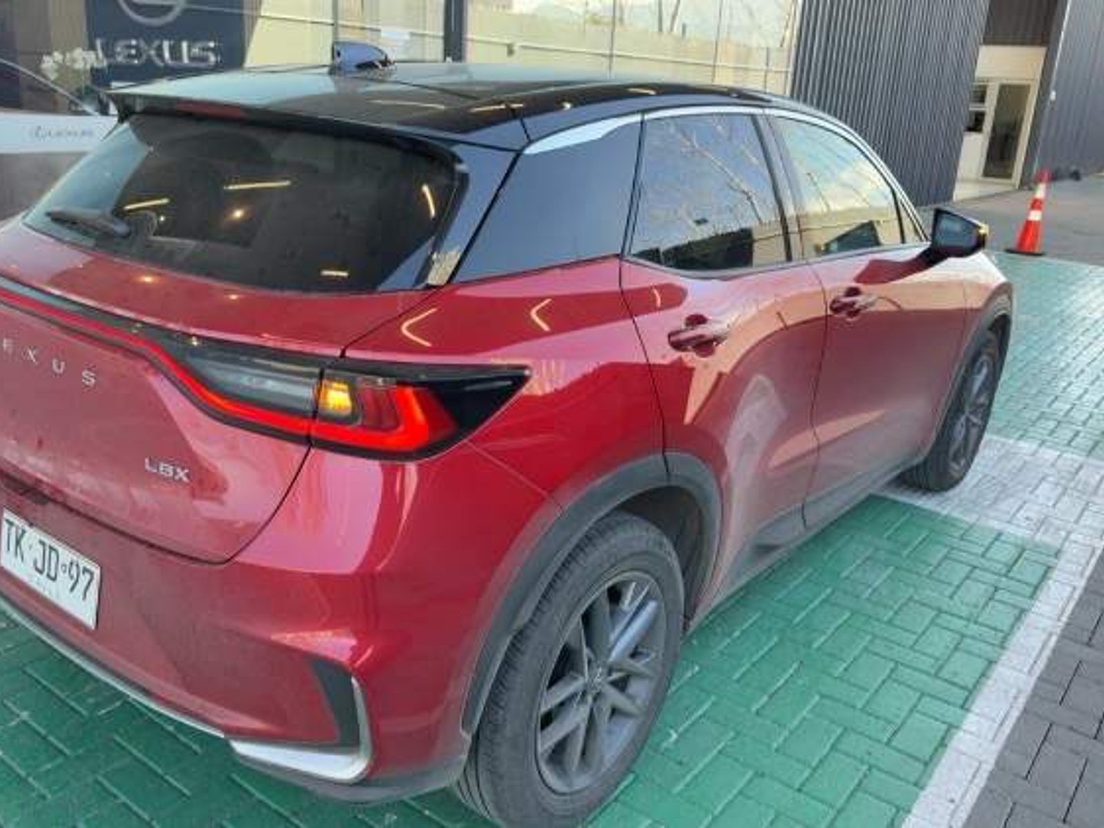 Lexus Lbx 1.5 Active Hibrido 4x2 Cvt At 5p 2024 - Foto 4 de 5