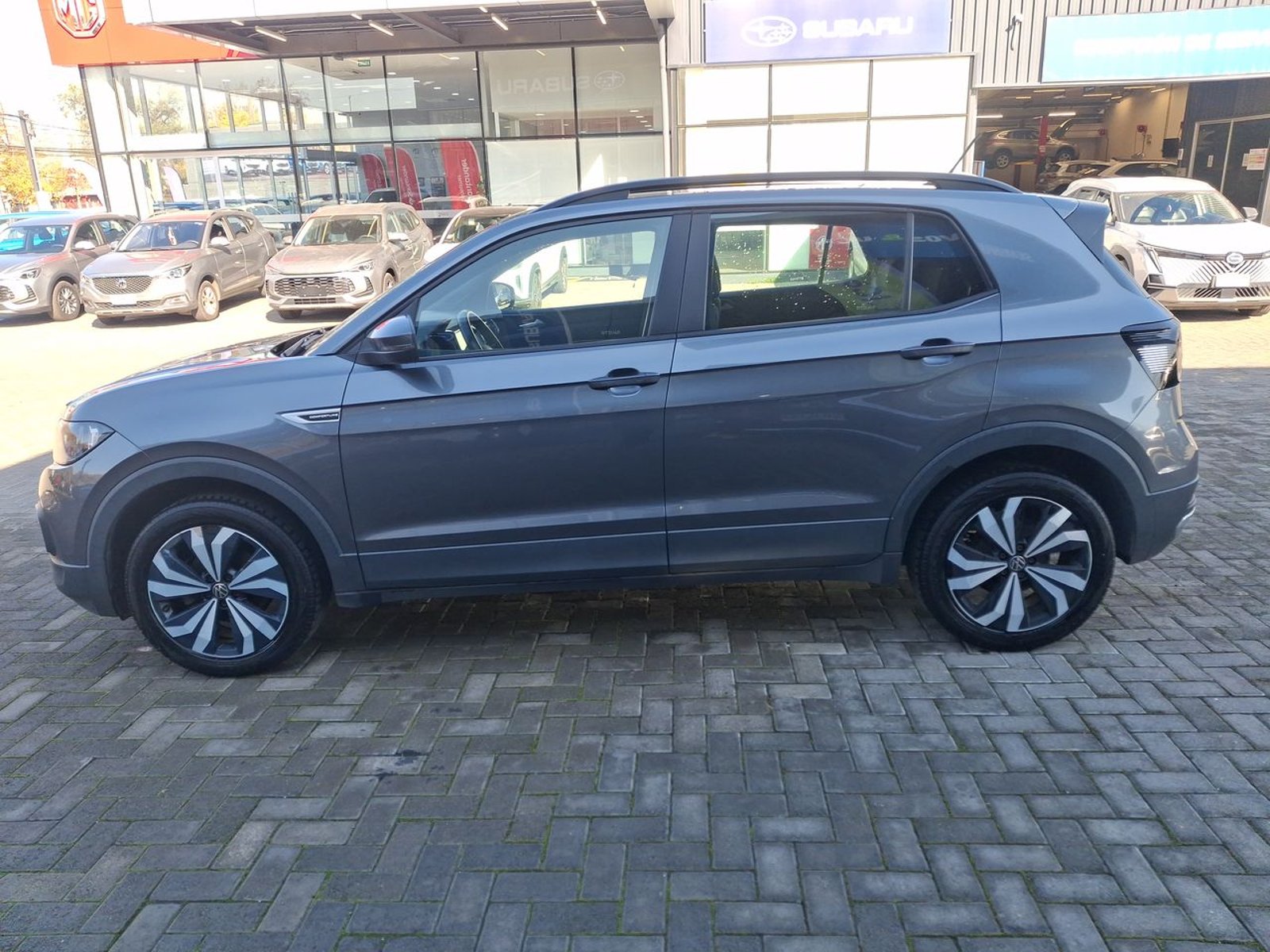Volkswagen T-cross 1.0 Tsi Comfortline 4x2 Mt5 5p 2022 - Foto 4 de 8