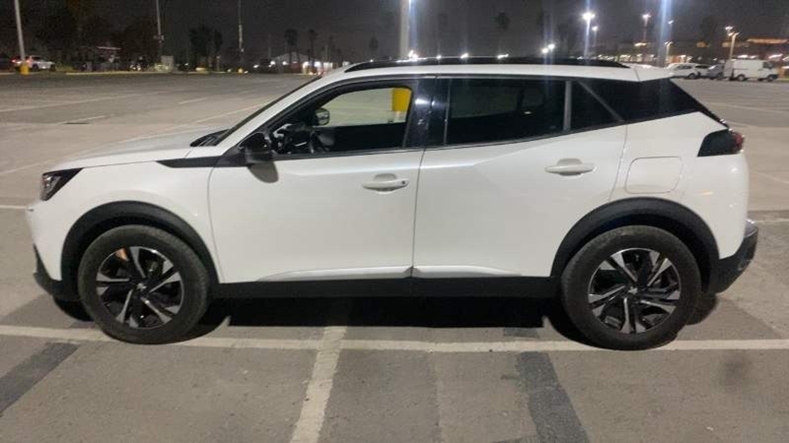 Peugeot 2008 1.2 Allure Puretech 130 4x2 Mt 5p 2023 - Imagen 8 de 8