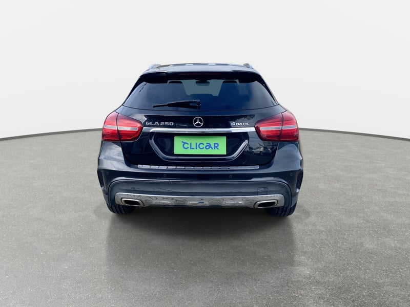 Mercedes-Benz Gla 250 2.0 4matic 4x4 At 5p 2019 - Imagen 6 de 8