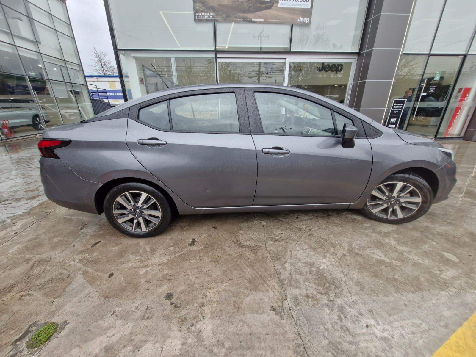 Nissan Versa 1.6 Advance 4x2 Mt 4p 2023 - Foto 2 de 4
