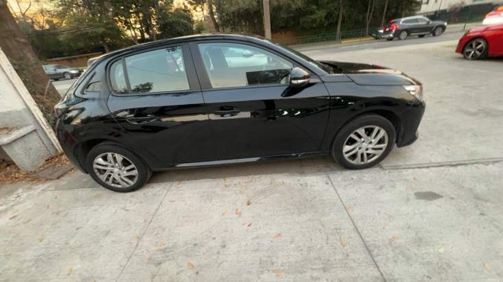 Peugeot 208 1.2 Style Puretech 75 Euro 6 4x2 Mt 5p 2024 - Foto 3 de 8