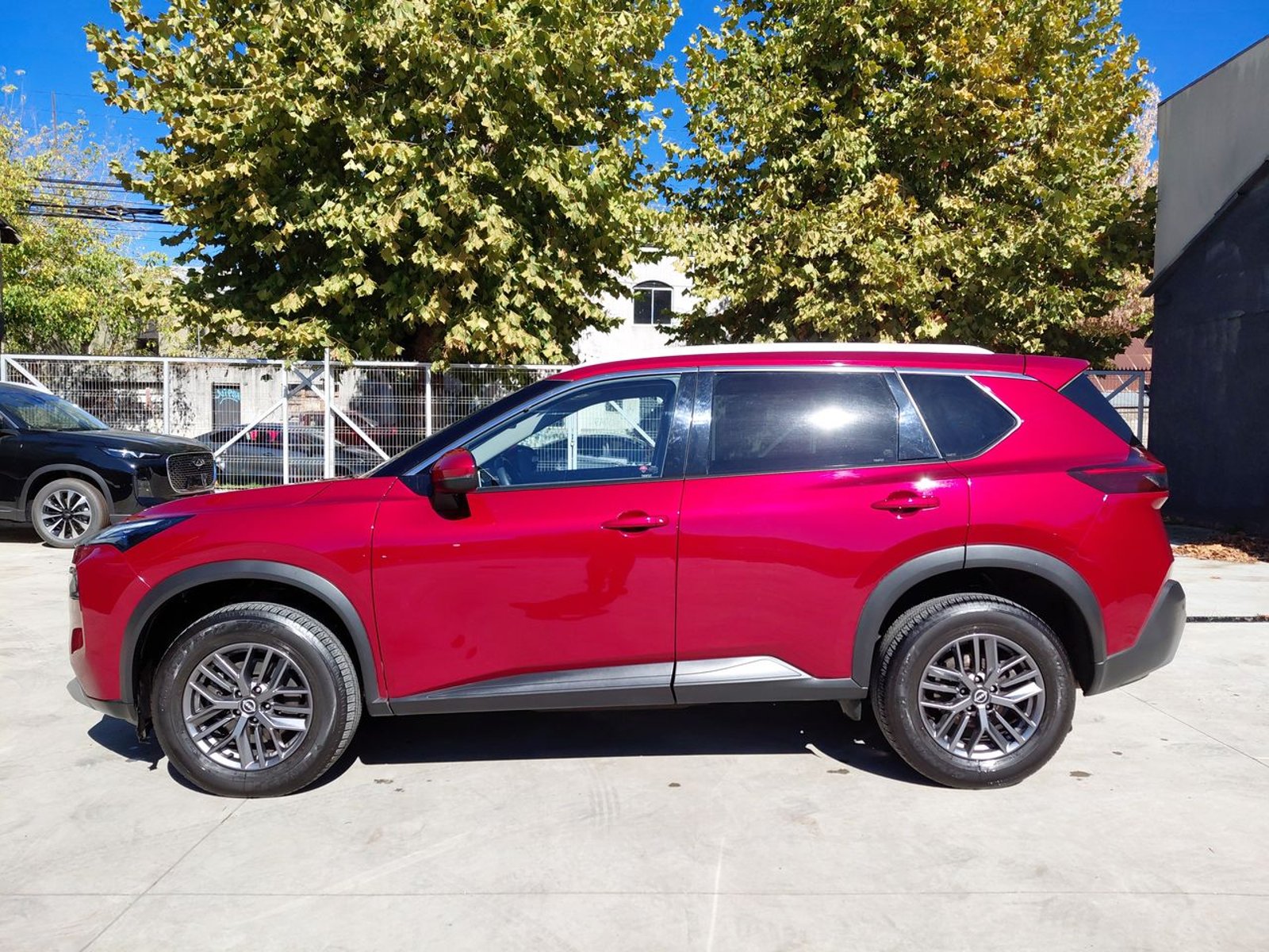 Nissan X-trail 2.5 Sense 4x2 3row Cvt At 5p 2024 - Foto 4 de 8