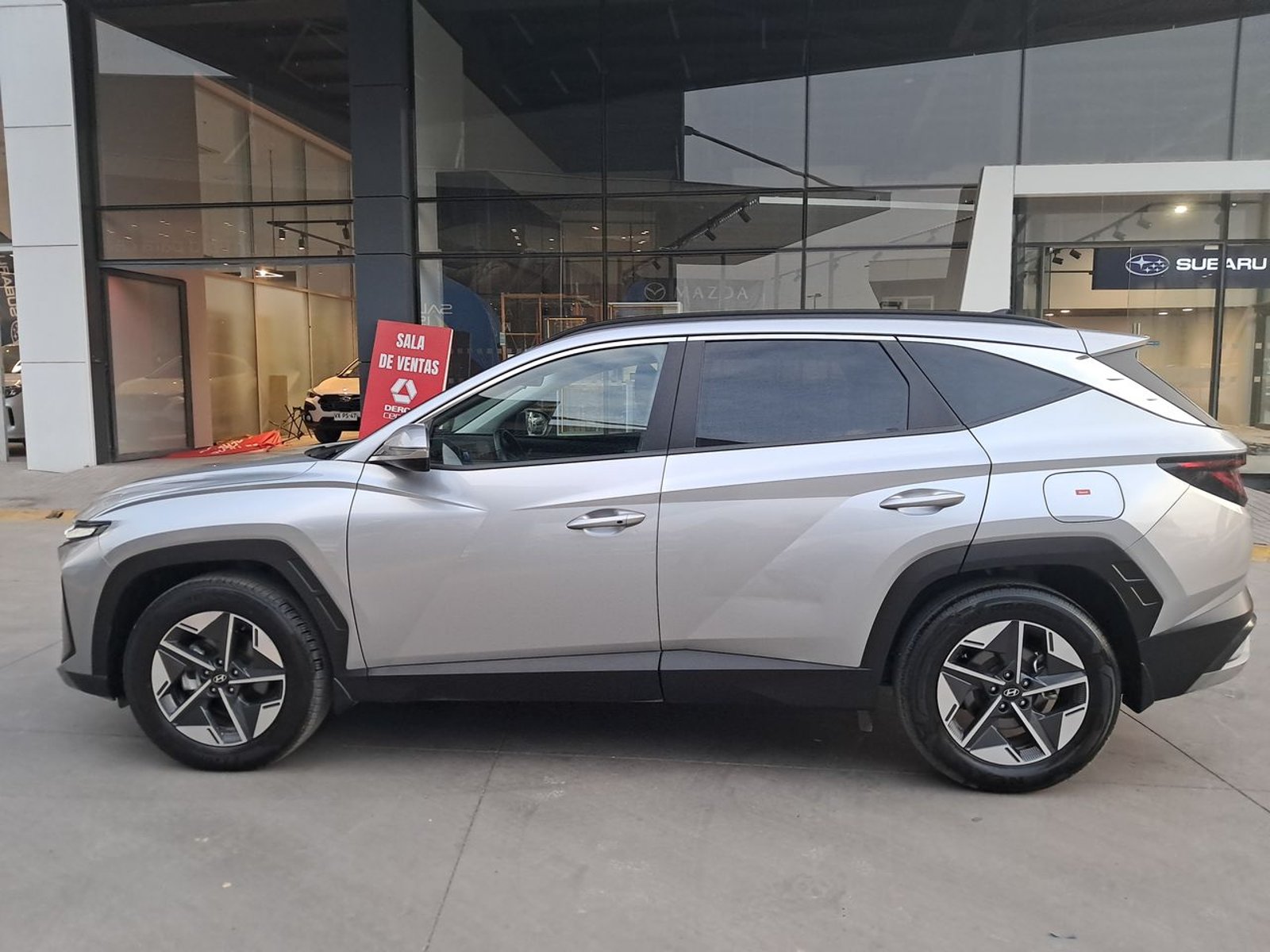Hyundai Tucson 2.0 Nx4 Plus Fl Diesel 2wd At 5p 2025 - Foto 4 de 8