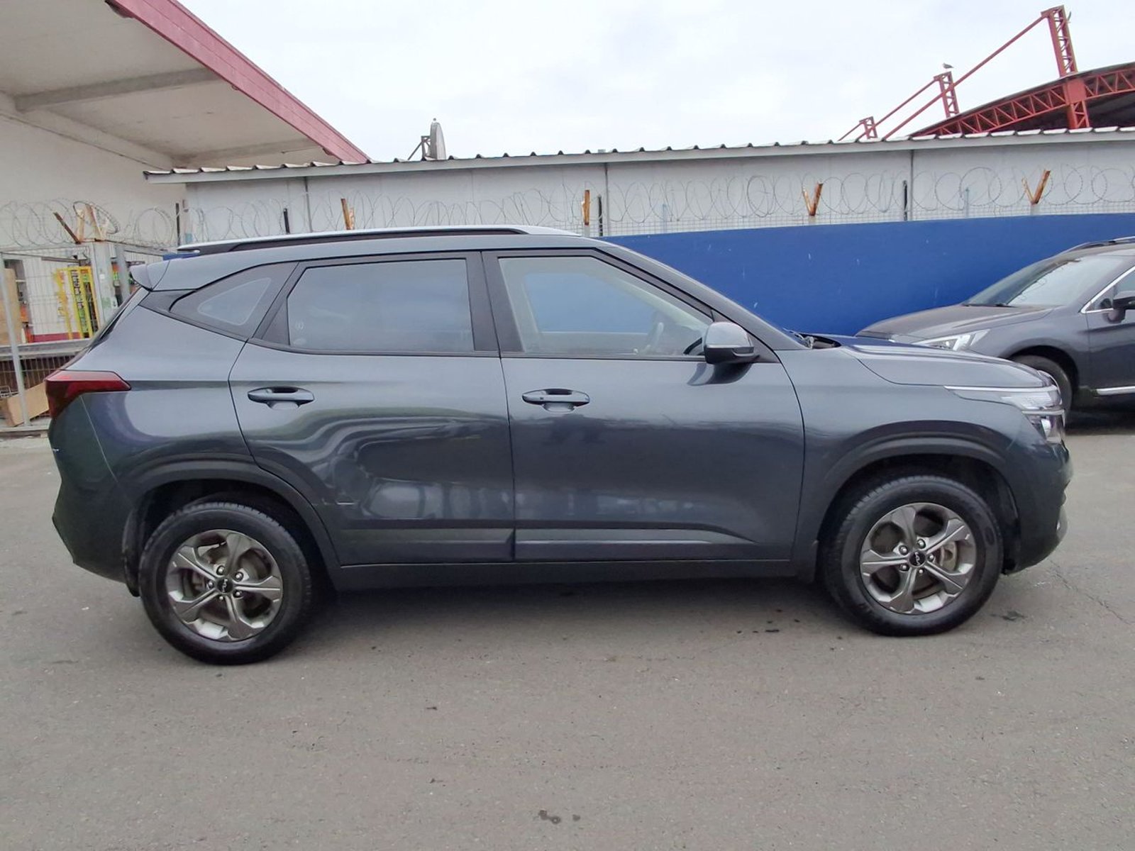 Kia Seltos 1.6 Ex 4x2 2ab 6mt 5p 2024 - Imagen 8 de 8