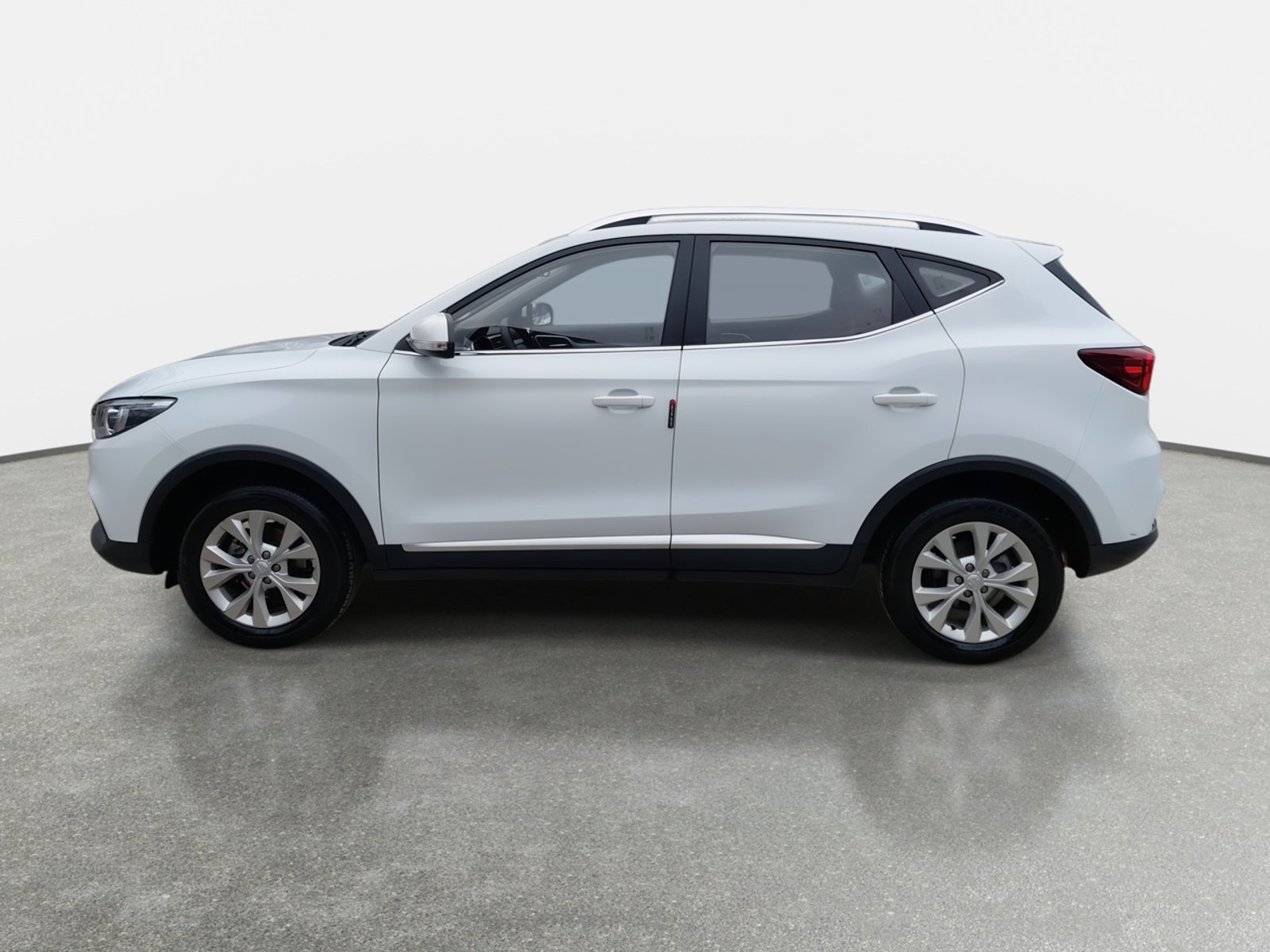 MG Mg Zs 1.5 Std 4x2 Mt 5p 2024 - Foto 4 de 8
