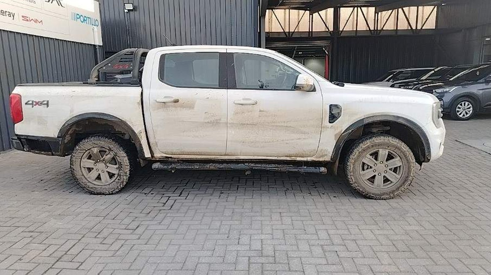 Ford Ranger 2.0 Xls Diesel 4x4 Dob. Cab. Mt 4p 2024 - Imagen 3 de 5