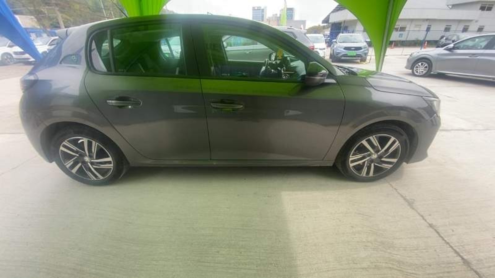 Peugeot 208 1.5 Premiere Pack Blue Hdi Diesel 4x2 100 Mt 5p 2021 - Imagen 3 de 5