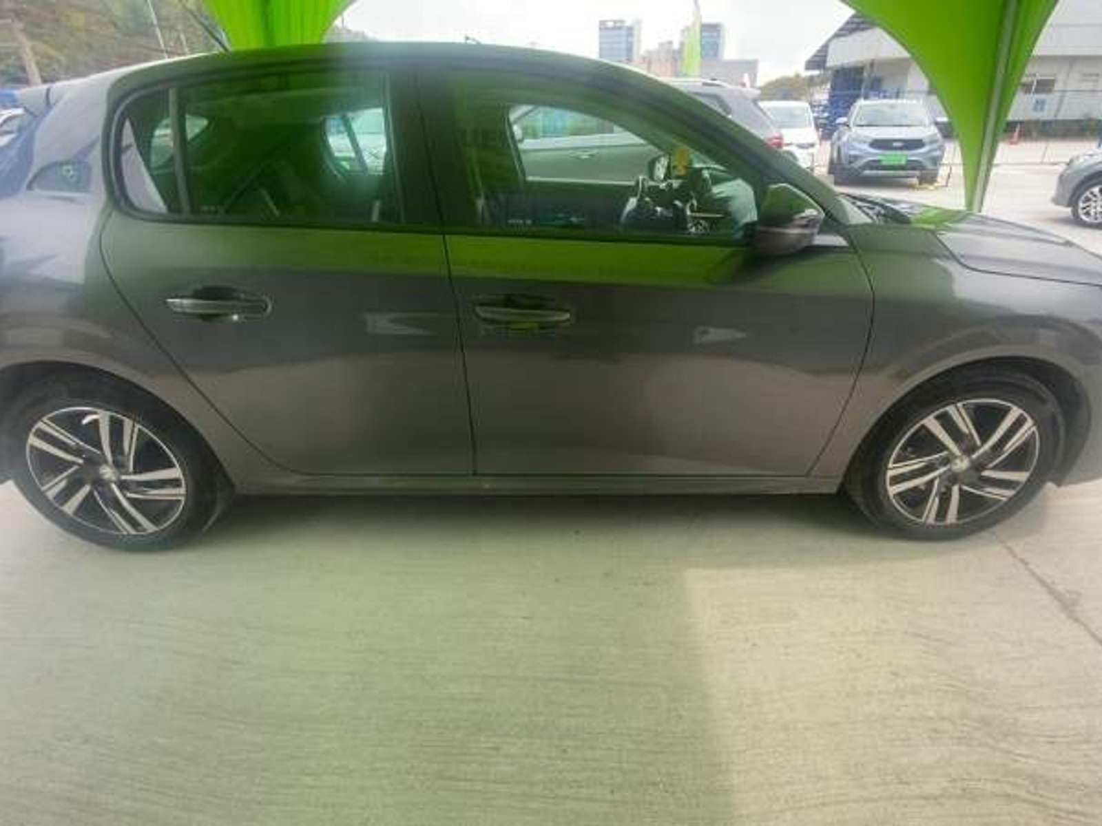 Peugeot 208 1.5 Premiere Pack Blue Hdi Diesel 4x2 100 Mt 5p 2021 - Foto 3 de 5