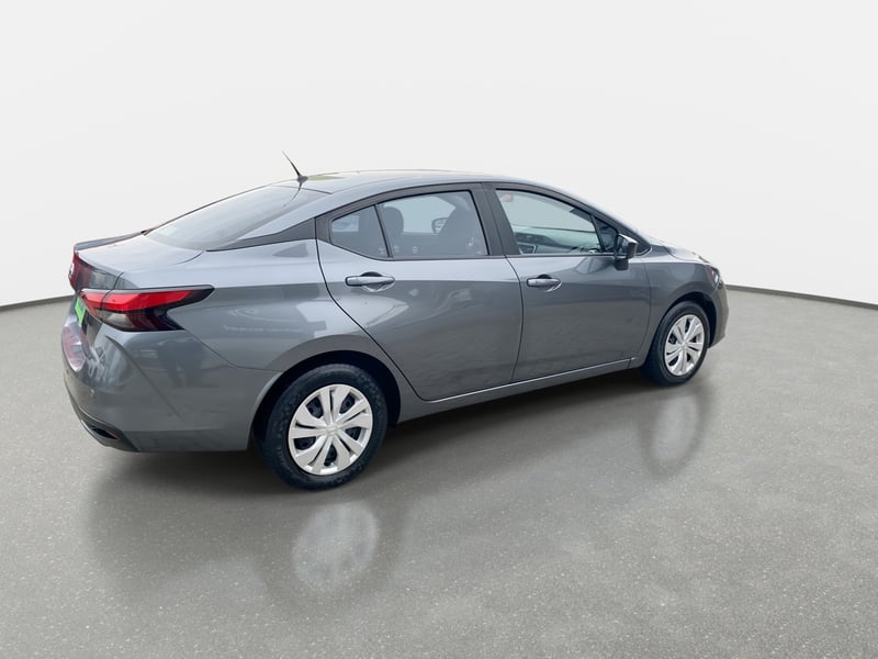Nissan Versa 1.6 Sense 4x2 Mt 4p 2023 - Imagen 7 de 8