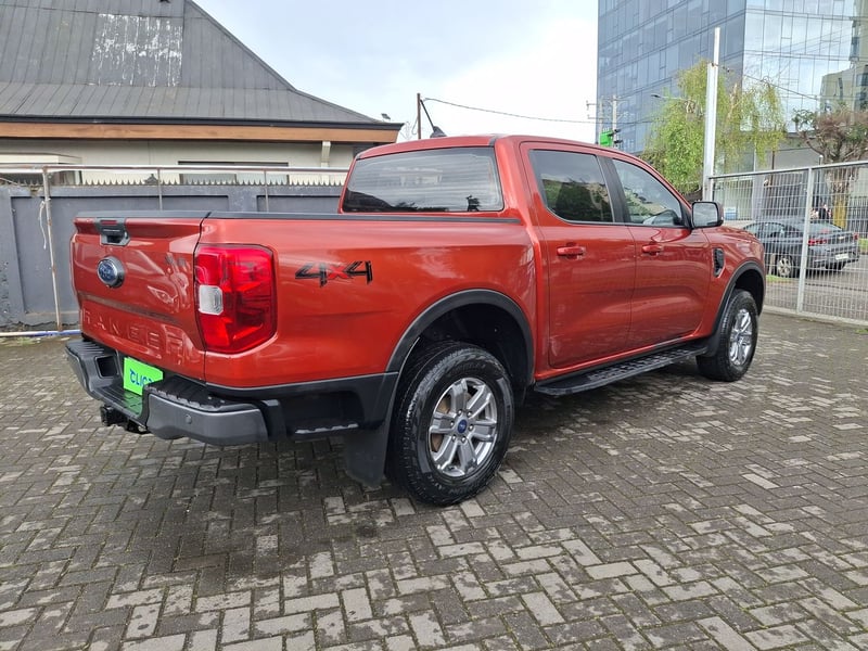 Ford Ranger 2.0 Xls Diesel 4x4 Dob. Cab. Mt 4p 2024 - Imagen 7 de 8