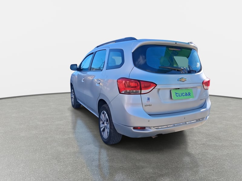 Chevrolet Spin 1.8 Premier 4x2 Mt 5p 2022 - Imagen 5 de 8