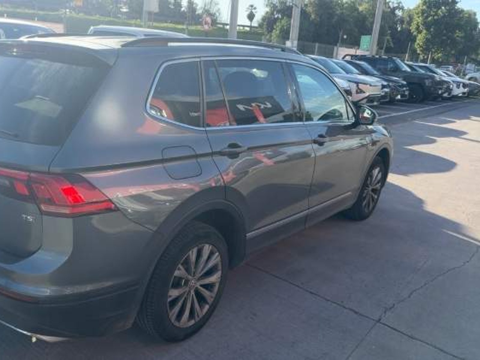 Volkswagen Tiguan 1.4 Tsi Comfortline 4x2 At 5p 2018 - Foto 4 de 5