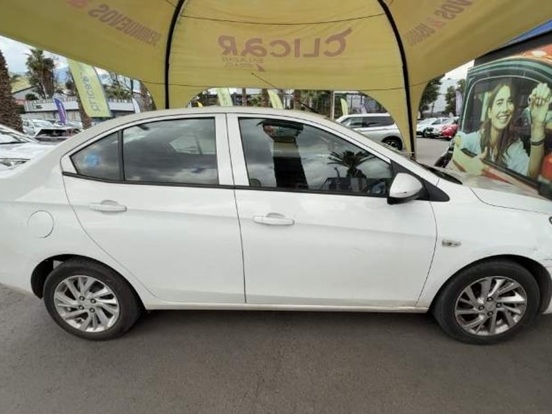 Chevrolet Sail 1.5 Lt Smart 4x2 Mt 4p 2021 - Imagen 3 de 5
