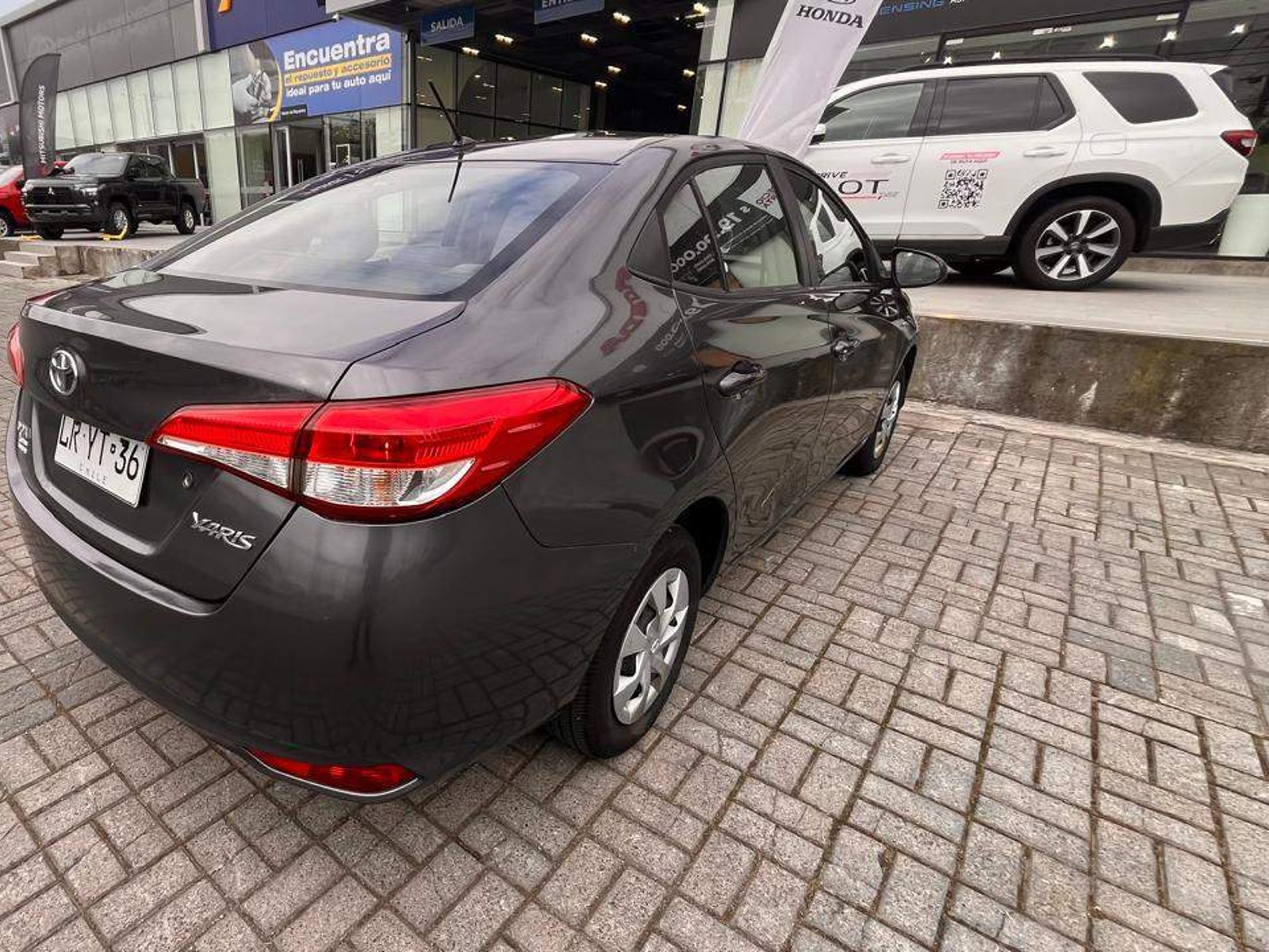 Toyota Yaris 1.5 Xli C 4x2 Mt 4p 2020 - Foto 4 de 5