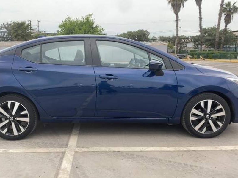 Nissan Versa 1.6 Exclusive 4x2 Cvt At 4p 2023 - Imagen 3 de 5