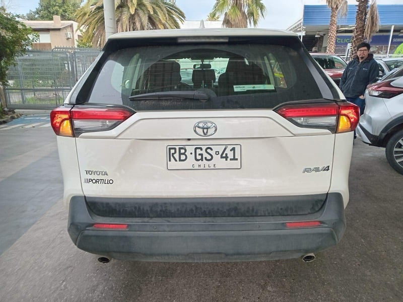 Toyota Rav 4 2.0 Le 4x2 Cvt At 5p 2021 - Imagen 5 de 5