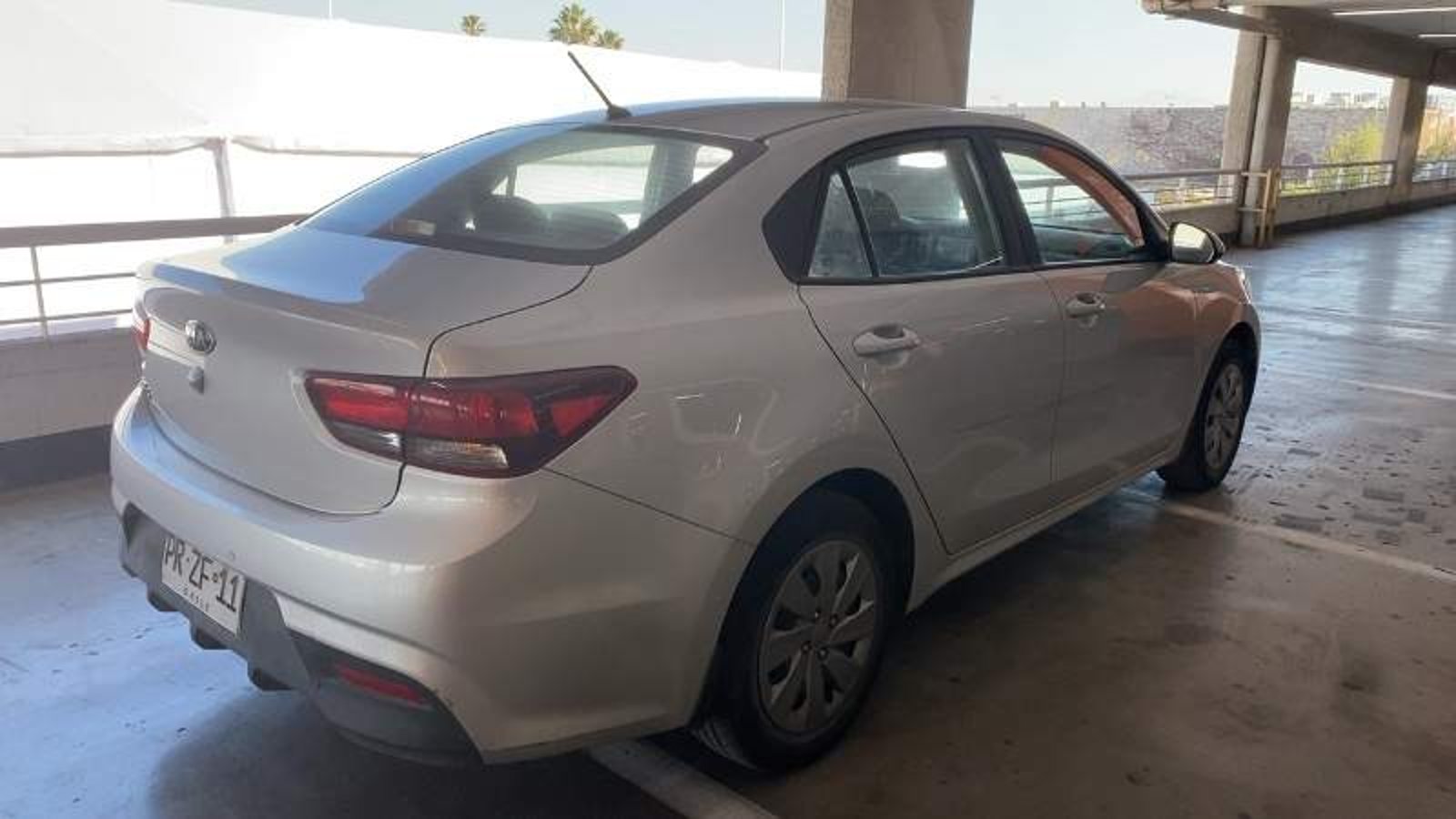 Kia Rio4 1.4 Lx 4x2 Ac Dab 6mt 4p 2021 - Foto 4 de 8