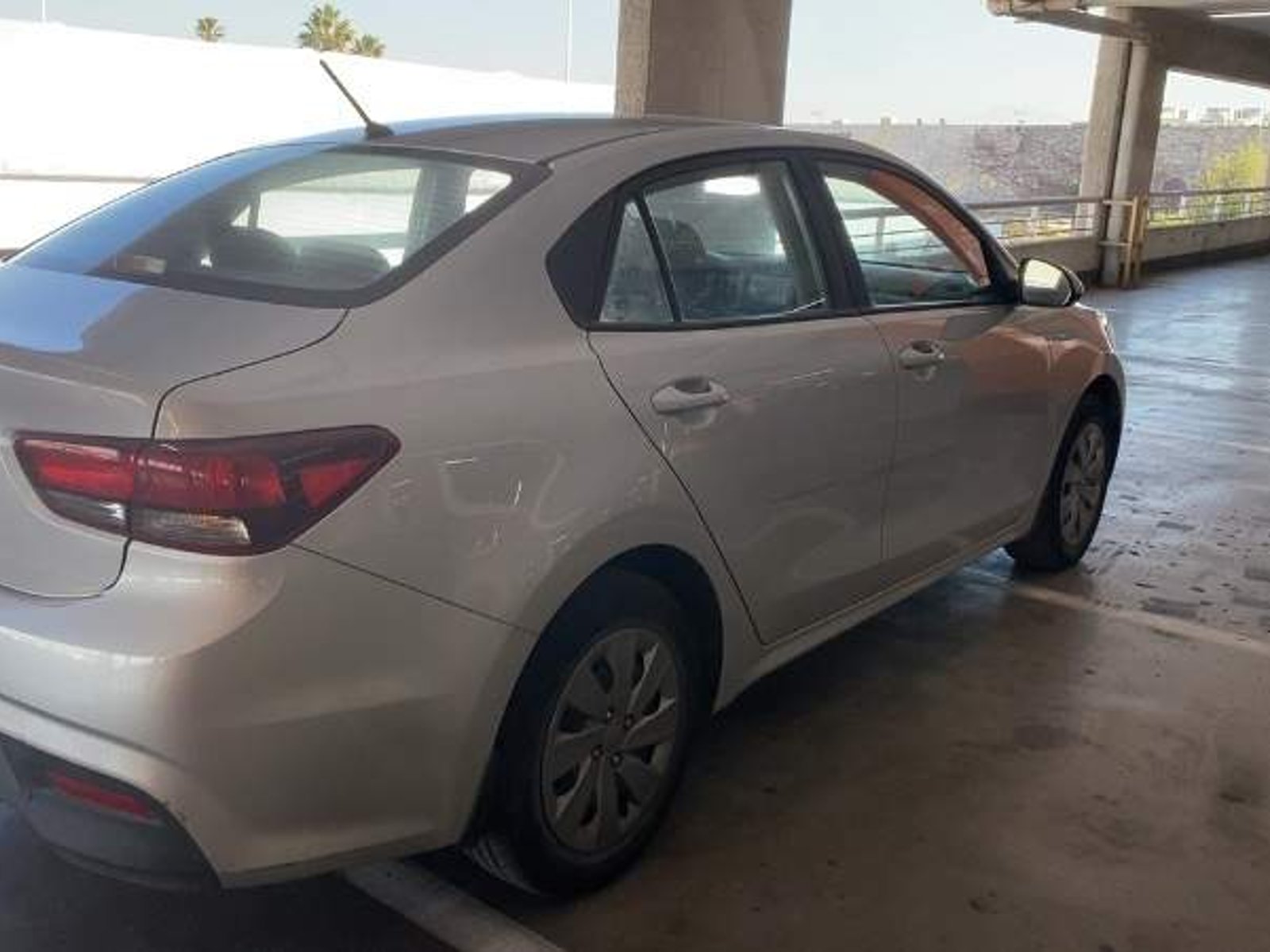 Kia Rio4 1.4 Lx 4x2 Ac Dab 6mt 4p 2021 - Foto 4 de 8