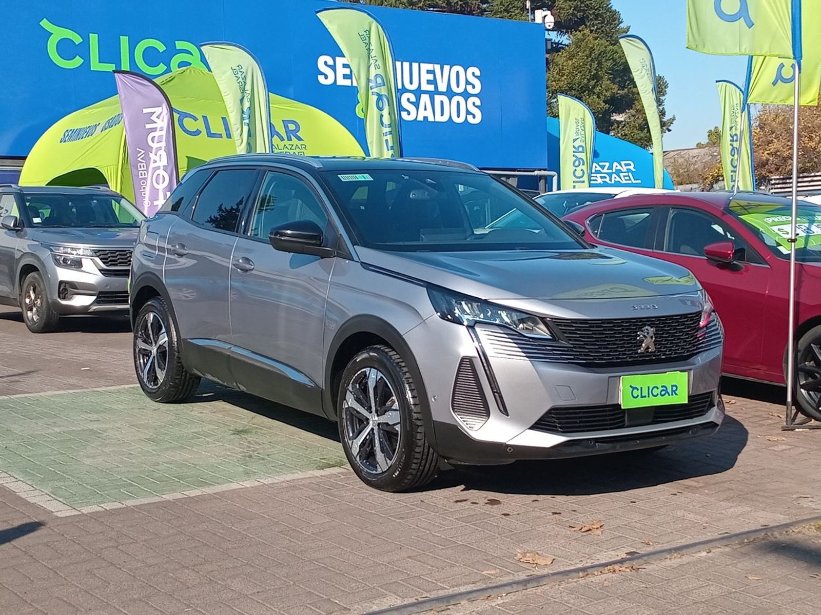 Peugeot 3008 1.5 Allure Pack Bluehdi 130 4x2 Eat8 5p 2024 - Foto 4 de 8