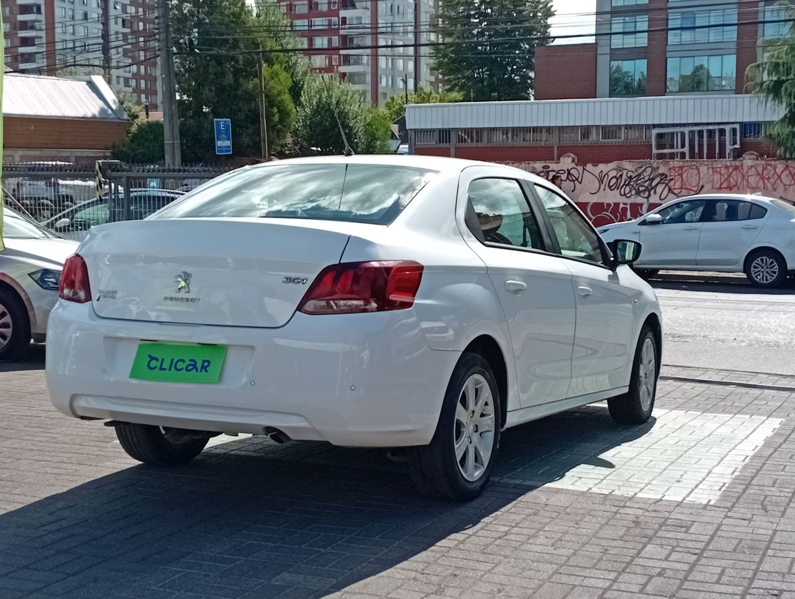 Peugeot 301 1.6 Active Pack Vti 115 Eat6 4p 2021 - Imagen 7 de 8