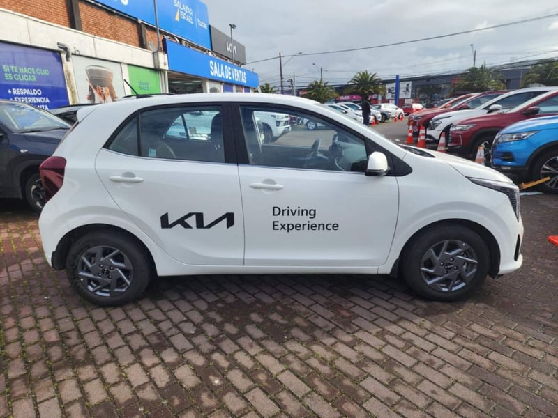 Kia Morning 1.2 Ex Full 4x2 Amt At 5p 2026 - Imagen 3 de 5