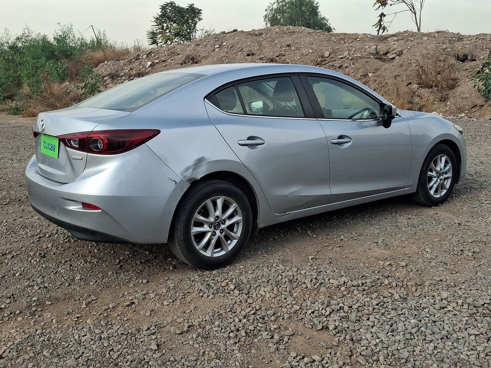 Mazda 3 2.0 V 4x2 Sedan 6mt 4p 2019 - Imagen 7 de 8