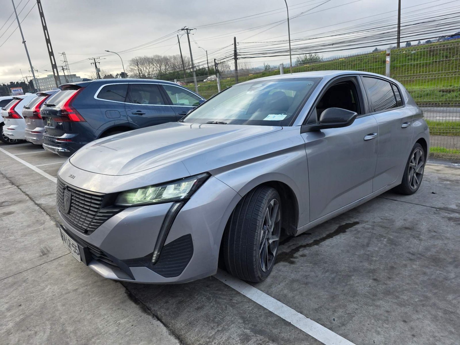 Peugeot 308 1.2 Allure Pack Puretech 130 4x2 Eat8 5p 2023 - Imagen 6 de 8