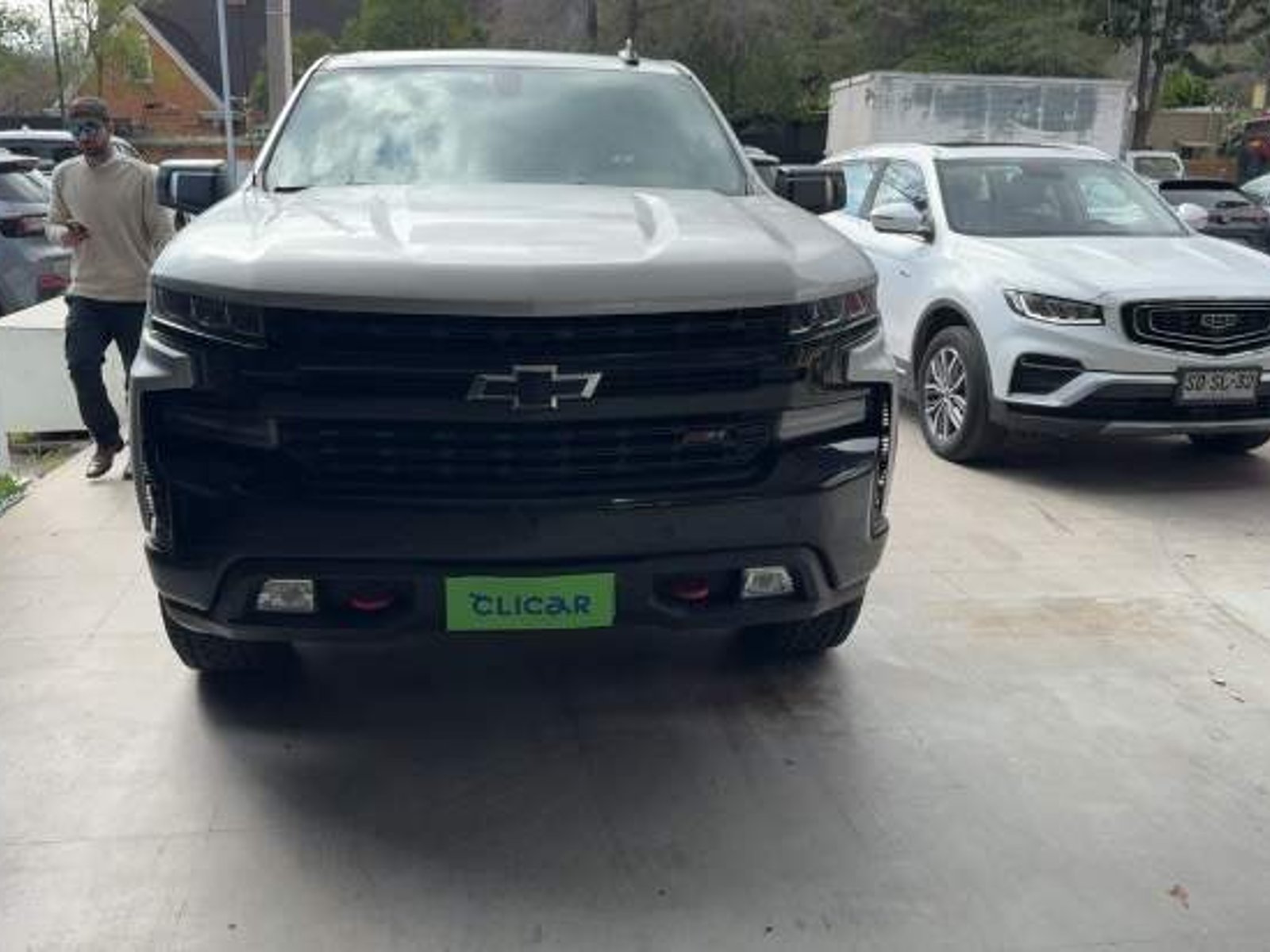 Chevrolet Silverado 5.3 Lt Trailboss 4wd Z71 At 4p 2019 - Foto 2 de 5