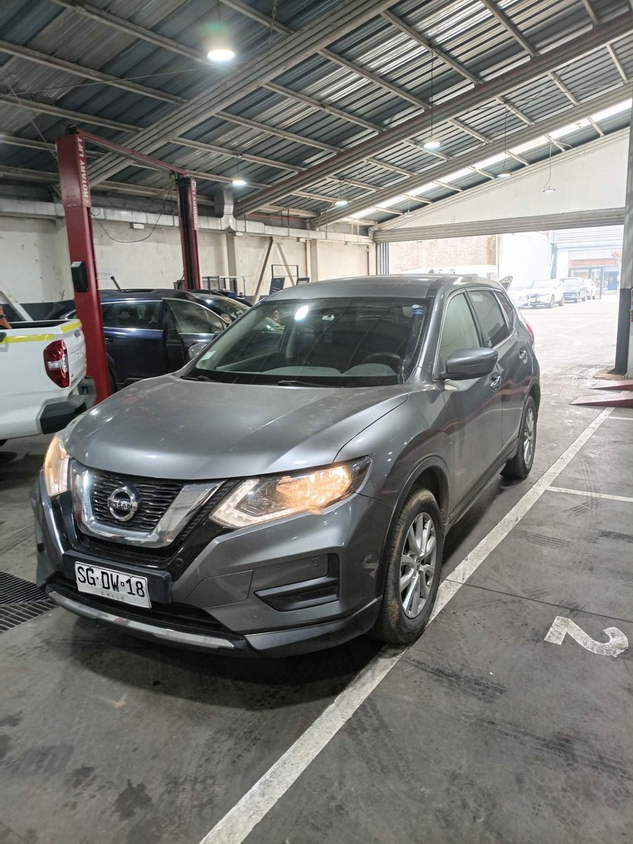Nissan X-trail 2.5 Sense 4x2 3row Cvt At 5p 2023 - Imagen 6 de 8