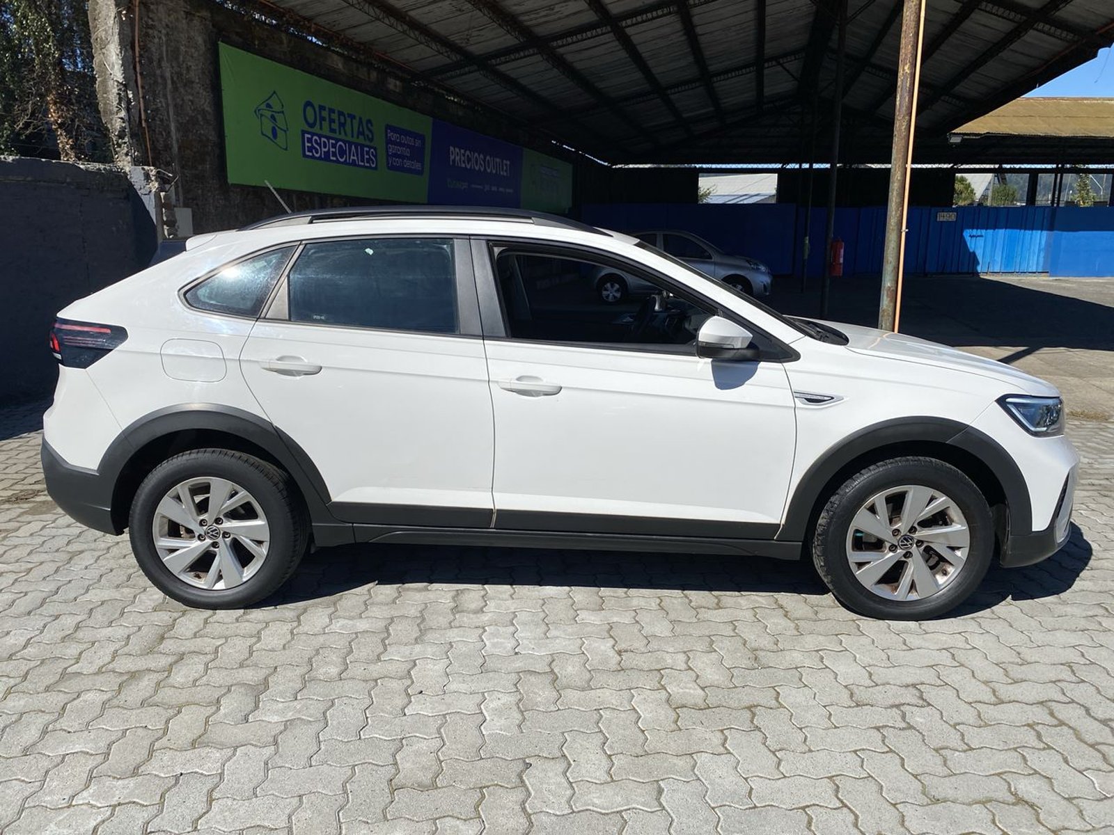 Volkswagen Nivus 1.0 Tsi Comfortline 4x2 At 5p 2023 - Imagen 8 de 8