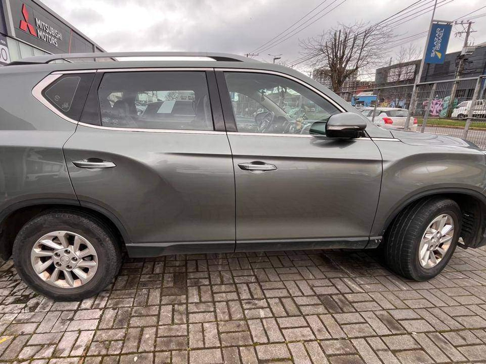 SsangYong Rexton 2.2t Lx Diesel 4x2 2ab 8at 5p 2022 - Foto 3 de 5