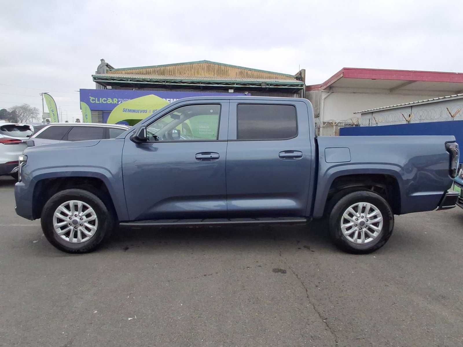 Jmc Grand Avenue 2.3t Diesel 4x2 Dob. Cab. At 4p 2025 - Imagen 4 de 8