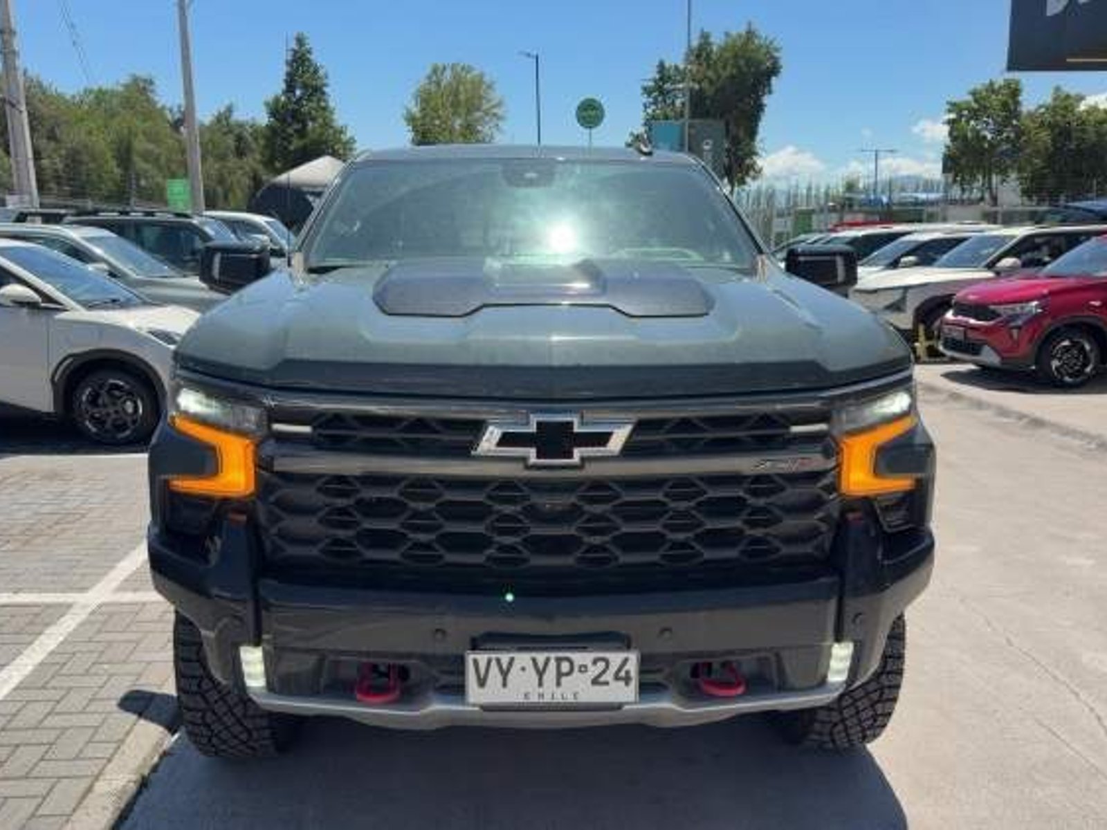 Chevrolet Silverado 6.2 Zr2 R 4x4 At 4p 2026 - Foto 2 de 5