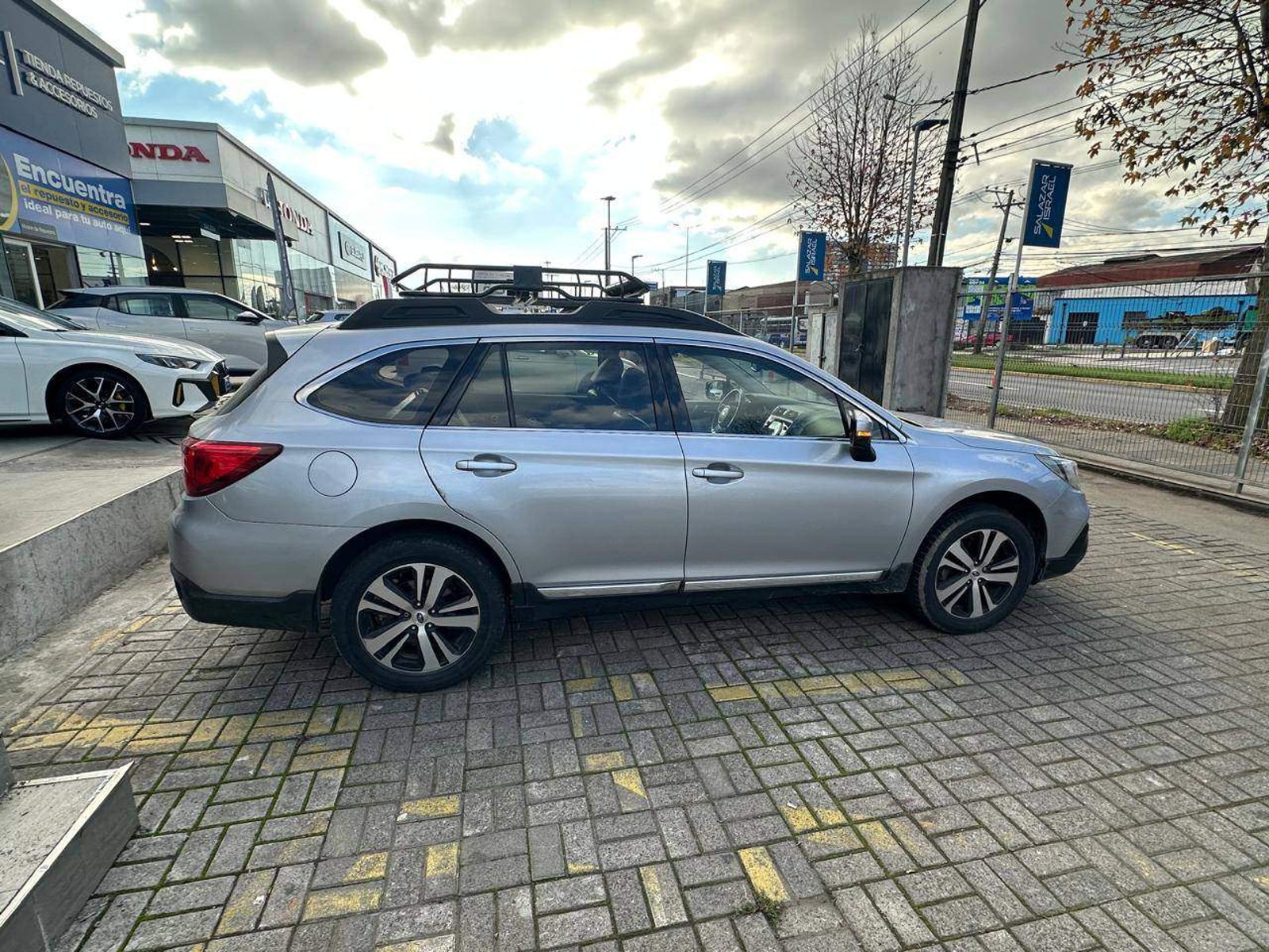 Subaru Outback 2.5i Limited Awd Cvt At 5p 2019 - Foto 3 de 8