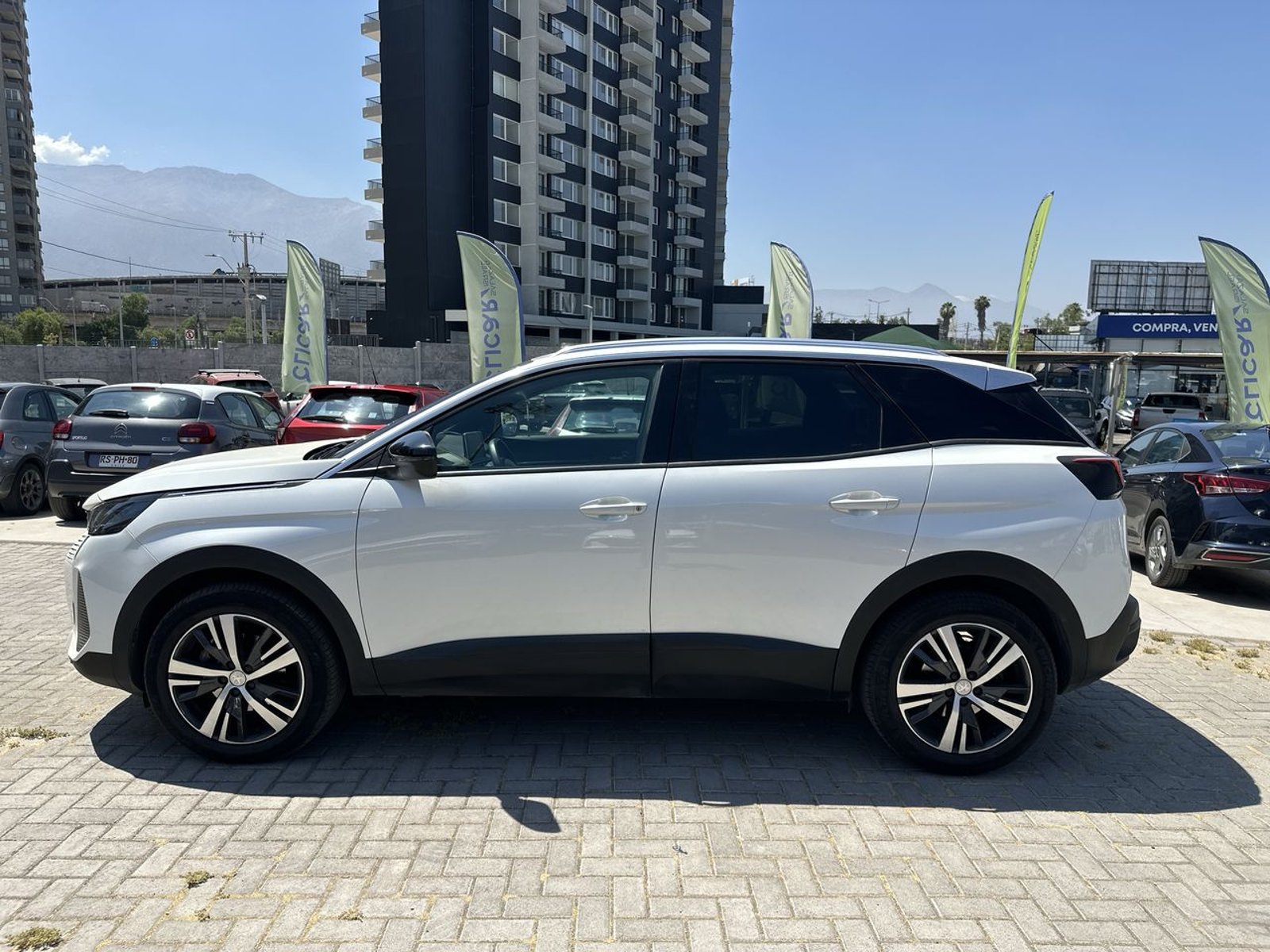Peugeot 3008 1.2 Active Pack Puretech 130 4x2 Mt6 5p 2024 - Foto 4 de 8