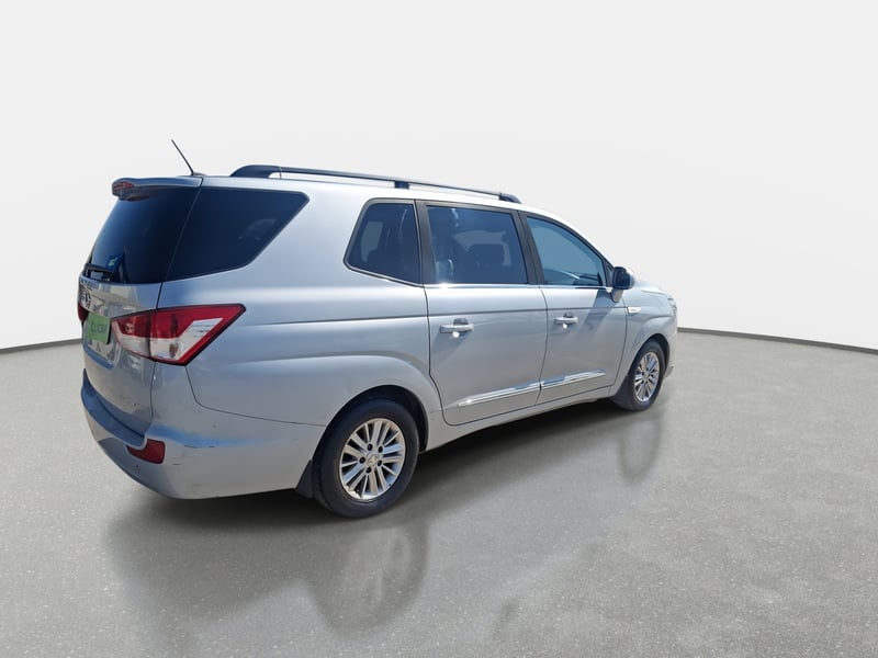 SsangYong Stavic 2.2 Diesel 2wd At 5p 2019 - Imagen 7 de 8