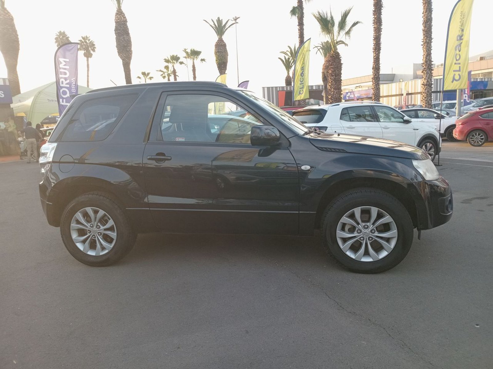 Suzuki Grand Vitara 2.4 Glx Nav 4wd Mt 3p 2018 - Imagen 8 de 8